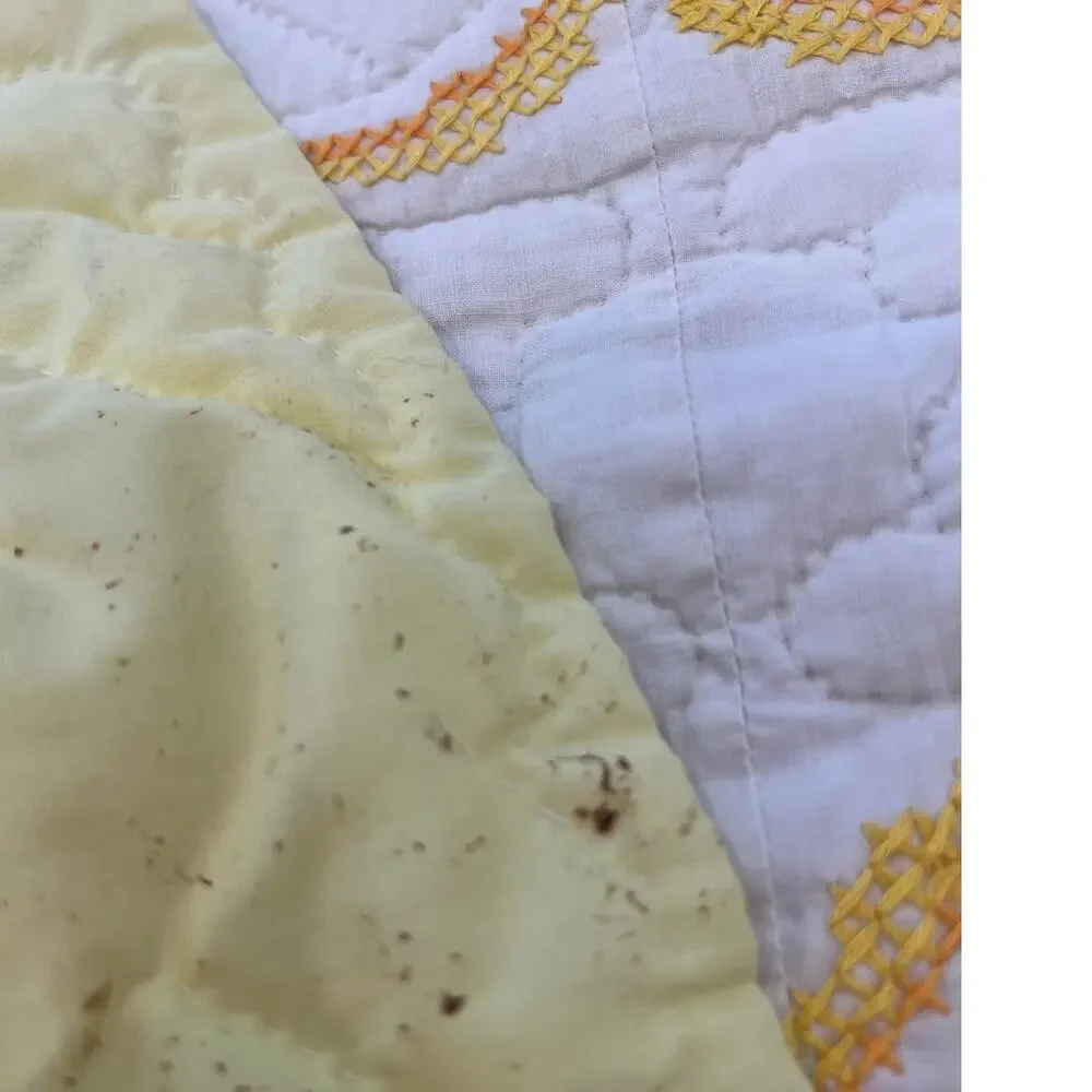 Quilt Queen Blanket Coverlet Vintage honey bee yellow floral Cross Stitched